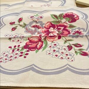 Elegant Floral napkins with Pink and Green Design set of 6